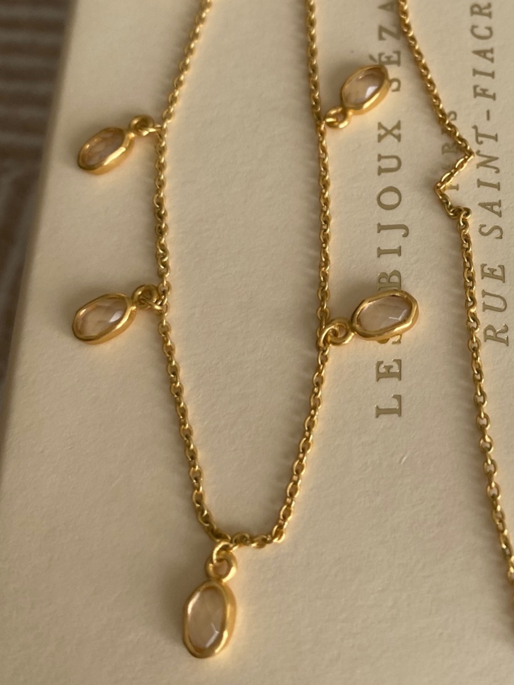 Sezane Delicate Giggi Necklace EUC - Picture 3 of 5